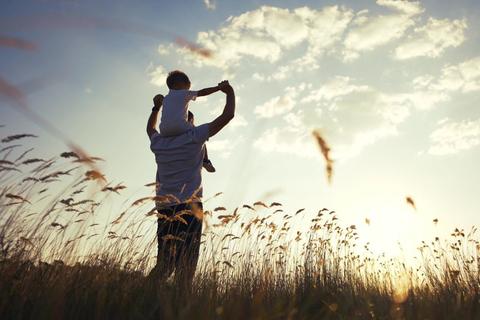 Pap&aacute;, una gu&iacute;a que marca la vida de sus hijos