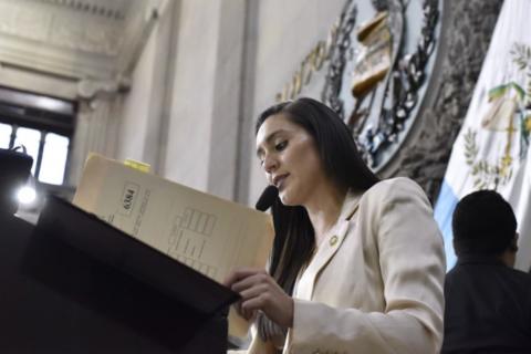 VOS renuncia a puesto de Karina Paz y acusa a Junta Directiva de cometer delitos