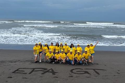 EPA y Reciclemos unen fuerzas para limpiar la playa El Paredón