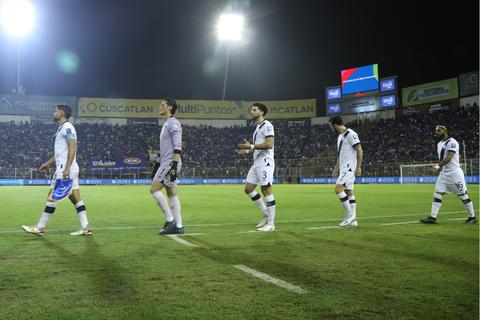 &iexcl;Debe vencer a Panam&aacute;! Guatemala afronta el primer duelo clave en El Tr&eacute;bol