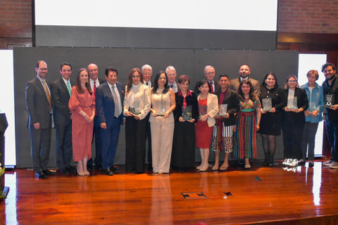 Realizan la primera edición del Galardón Esperanza