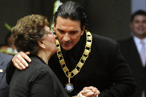 Así era Mimi, la madre de Ricardo Arjona