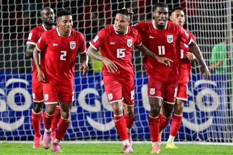 Panamá consigue el boleto directo al Mundial tras goleada ante El Salvador