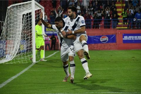 ¡Honrosa actuación! Guatemala golea a Surinam, pero sigue fuera del Mundial