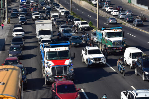 Guía DGT: Tramitar Código QR para circular en fiestas de fin de año