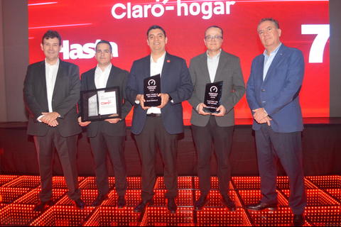 Claro recibe tres reconocimientos como la mejor red móvil de Guatemala