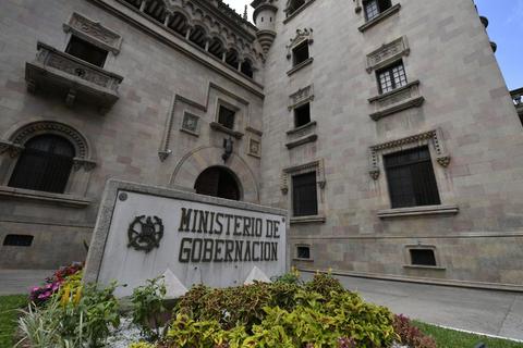 Expertos coinciden: debe destituirse la cúpula de Gobernación