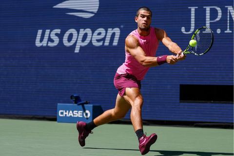 El espa&ntilde;ol Carlos Alcaraz avanza a semifinales del US Open con otro show de tenis