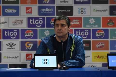 Bicolor lista: Tena y el objetivo de clasificar a Guate por primera vez al Mundial