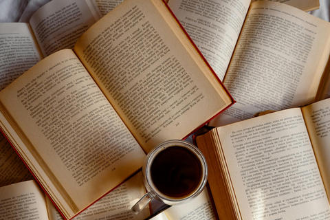 ¿Los leerías? Los libros más vendidos de agosto de 2025