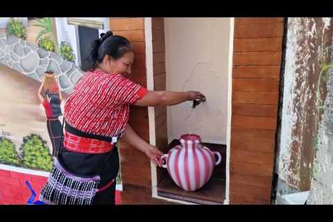 Requisitos para solicitar servicio de agua potable en Panajachel