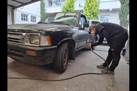 Cambiar el color de tu vehículo requiere trámites ante la SAT