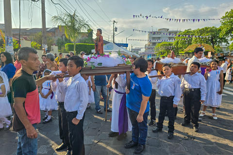 Retalhuleu se llena de fe y devoci&oacute;n: Procesi&oacute;n infantil re&uacute;ne a 150 ni&ntilde;os