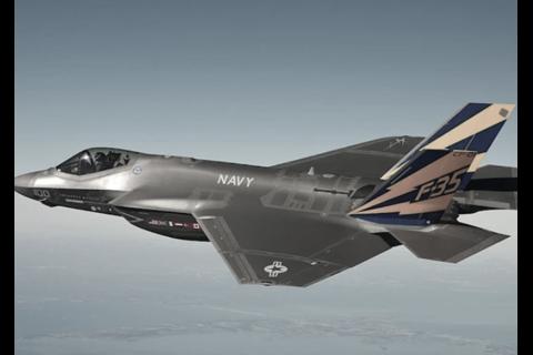 Un avi&oacute;n de EEUU fue abatido en Ir&aacute;n y el equipaje est&aacute; desaparecido