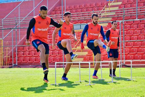 Comunicaciones y Municipal tienen duelos directos en la fecha 18