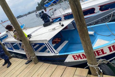 Capturan a capit&aacute;n de lancha en estado de ebriedad en lago de Atitl&aacute;n