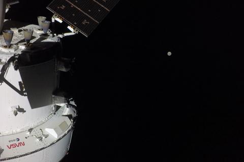 Los astronautas de Artemis II contemplan partes de la Luna nunca antes vistas 