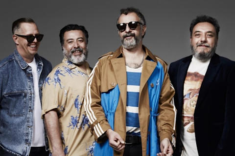 Hospitalizan a integrante de la banda Molotov