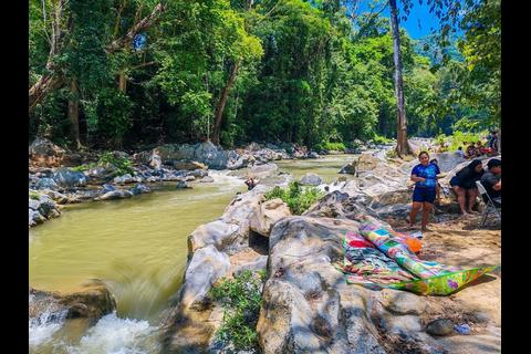 R&iacute;o Las Lajas: El oasis de pozas naturales que refresca a todo Gual&aacute;n