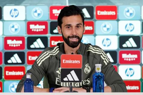 Arbeloa: 'No pienso en rotaciones, el equipo estar&aacute; a la altura'