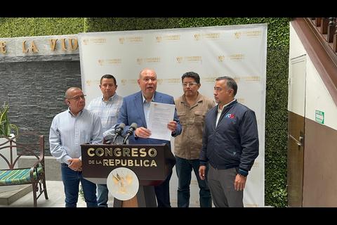 Elecci&oacute;n de rector: suman denuncias contra CSU y Mazariegos