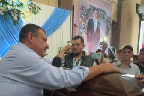 Estas fueron las palabras del padre de Jesler Palacios durante el funeral (video)