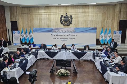 Acci&oacute;n para suspender evaluaci&oacute;n de aspirantes a Fiscal es aceptada para su tr&aacute;mite