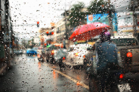 &iexcl;&Eacute;poca de lluvias! La Conred se prepara para cambio del clima