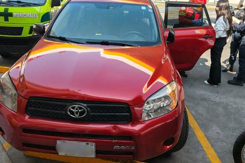 Delincuentes disparan contra veh&iacute;culo en intento de asalto en La Castellana