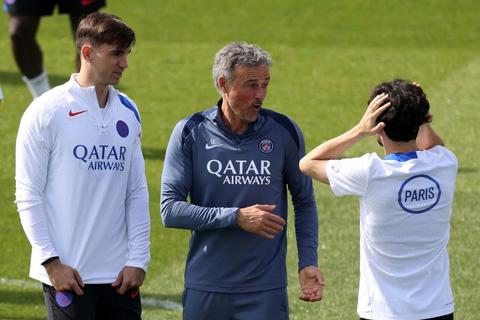 Luis Enrique: 'Ning&uacute;n equipo es mejor que el PSG, no tengo dudas'
