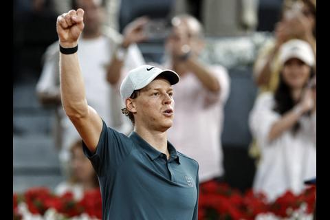 Jannik Sinner clasifica a semifinales del Abierto de Madrid 