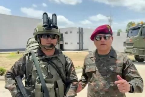 As&iacute; luce el nuevo soldado del Ej&eacute;rcito, equipado con fusiles y visi&oacute;n nocturna