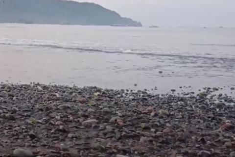 El impactante video que alert&oacute; sobre la llegada de un tsunami en Indonesia