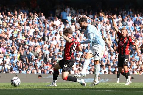 El City de Maresca sufre en su estreno ante el Bournemouth