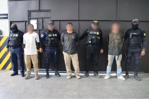 Detienen a cinco presuntos miembros del Barrio 18 tras ataque armado en B&aacute;rcenas