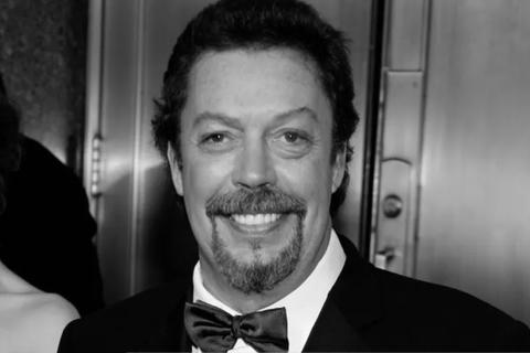 Muere Tim Curry, legendario actor de 'IT' y 'Mi Pobre Angelito'