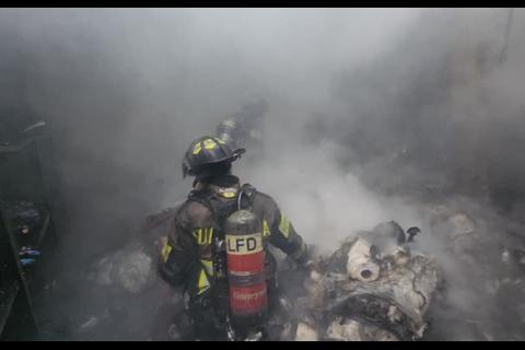 As&iacute; qued&oacute; la bodega de centro comercial en Aguilar Batres tras incendio (video)