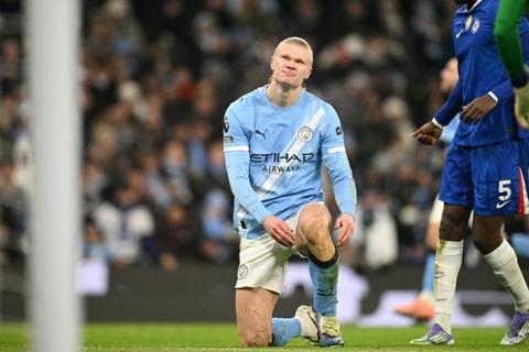 Enzo Fern&aacute;ndez salva al Chelsea y amarga al Manchester City