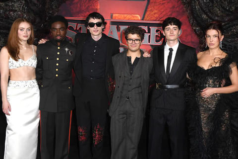 'Stranger things' se despide con un documental