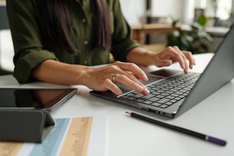 &iquest;Cu&aacute;ndo y c&oacute;mo actualizar tus datos en la SAT?