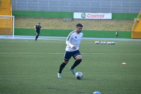 A puertas abiertas: Cremas dan acceso a su entreno y dan sensaciones renovadas