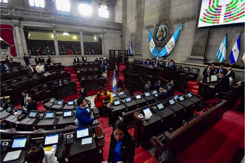 Congreso da luz verde para integrar Comisi&oacute;n de Postulaci&oacute;n del MP
