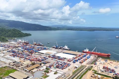 Gobierno presenta seis proyectos prioritarios y prev&eacute; un ferrocarril en Escuintla