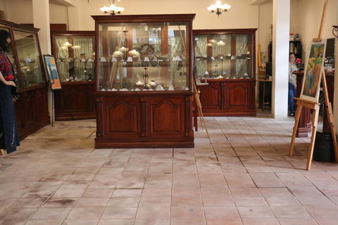 Piezas arqueol&oacute;gicas y textiles dan vida al Museo Municipal de Salcaj&aacute;