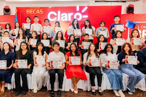 Claro otorga 230 becas de estudio a nivel b&aacute;sico, diversificado y profesional