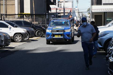 En vivo: As&iacute; trasladan al 'Buf&oacute;n', pandillero recapturado tras fugarse de Fraijanes 2