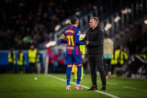 Hansi Flick est&aacute; preocupado por la lesi&oacute;n de Raphinha