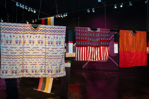 Arte textil y ancestral guatemalteco se exhibe en Espa&ntilde;a