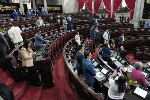 Congreso define comisiones de trabajo para el per&iacute;odo 2026-2027