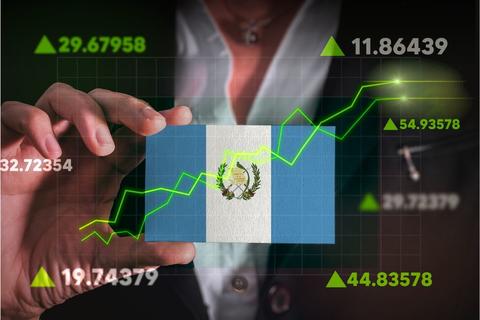 Calificadoras de Riesgo: Guatemala est&aacute; a un paso del grado de inversi&oacute;n